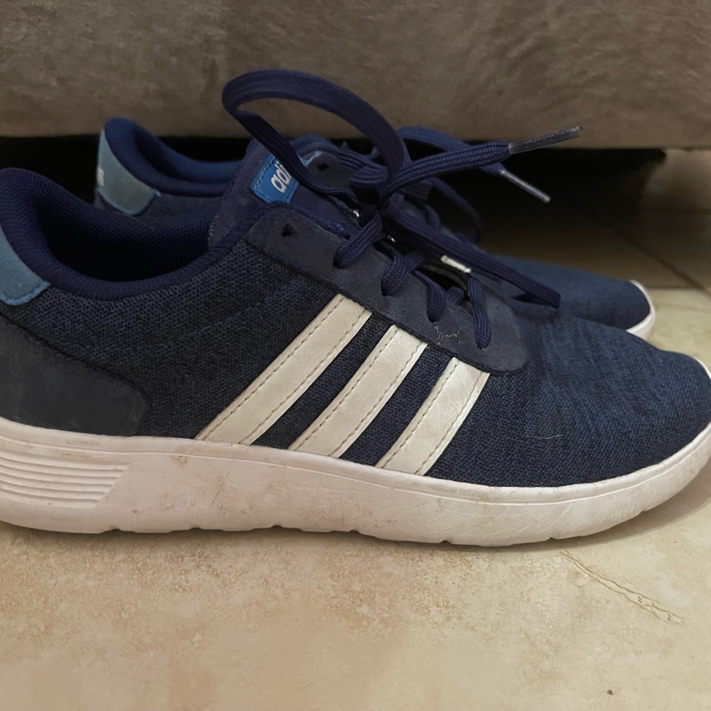 Boys size 4 navy blue adidas